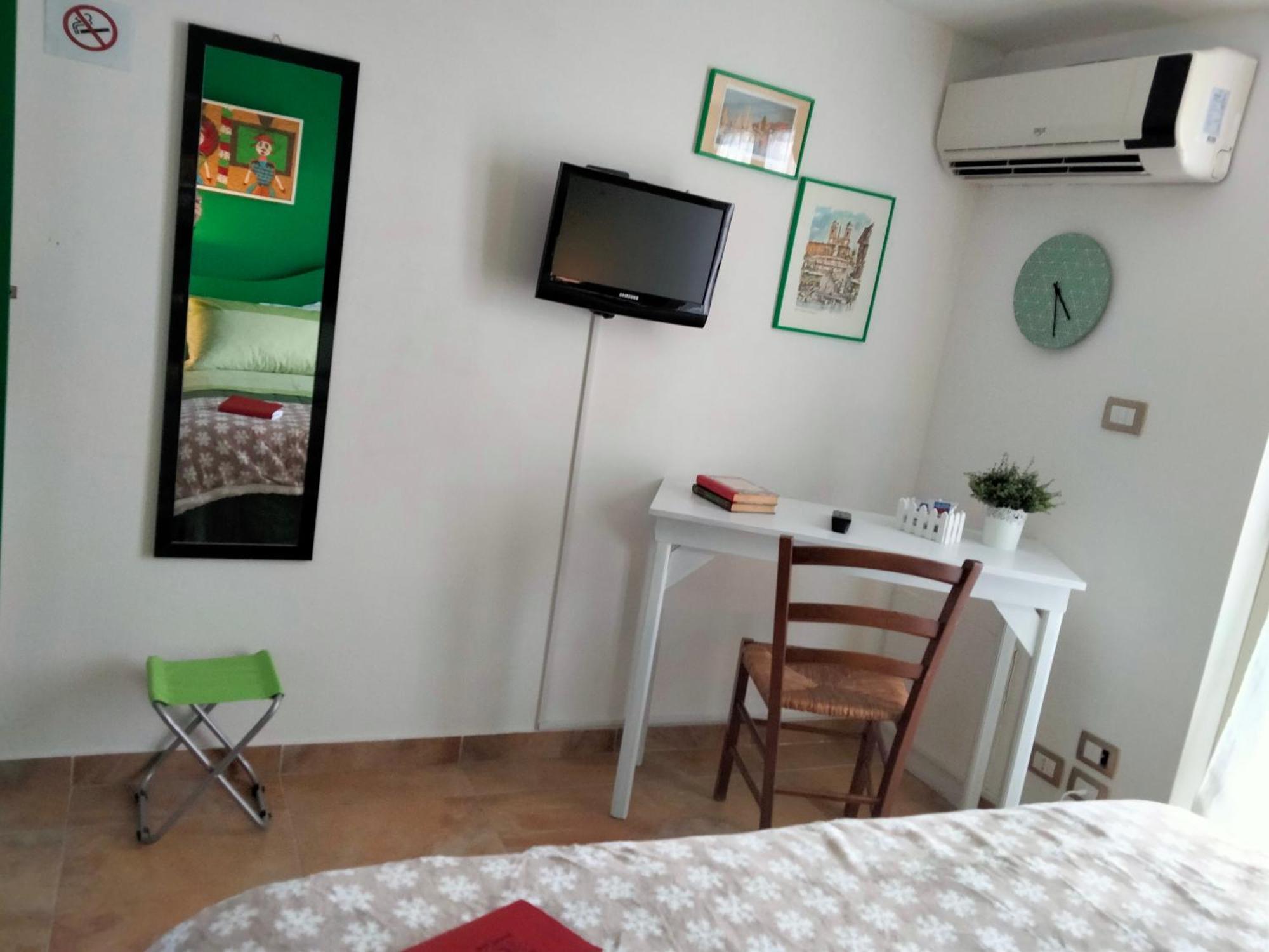 Al Quindici Scilla Bed and Breakfast Kamer foto